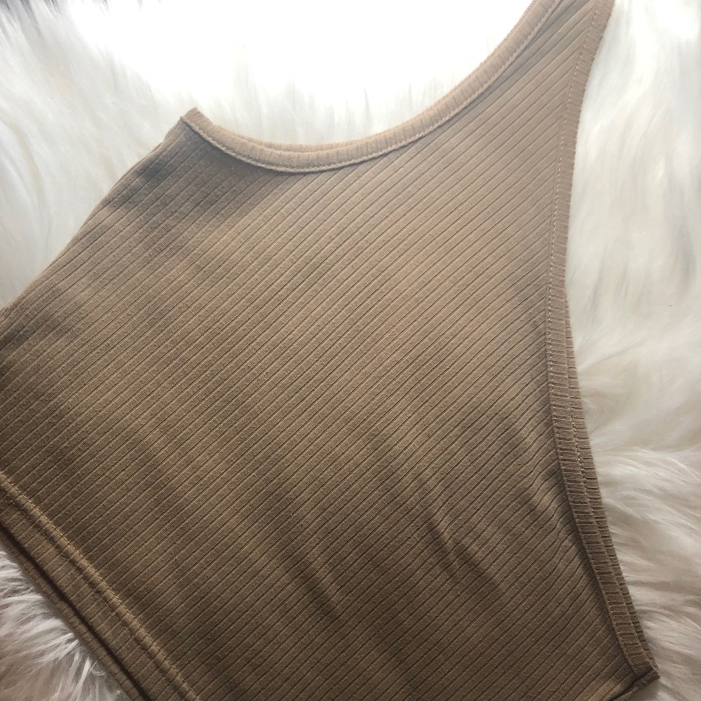 Ribbed one-shoulder crop top